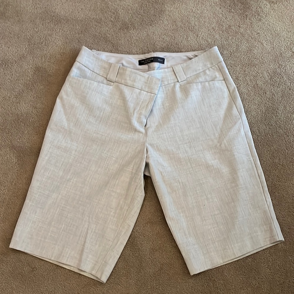 Limited dress shorts sz 8